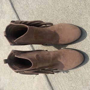 Adult women shoes size 8